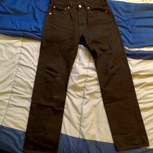 Black Levi 501's 32x32 button fly fair or good condition